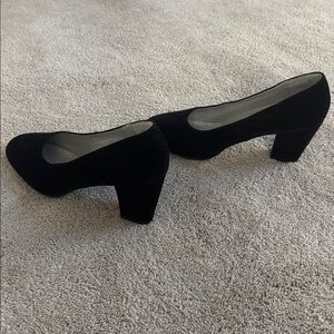 Unlisted Black velvet vintage Heels